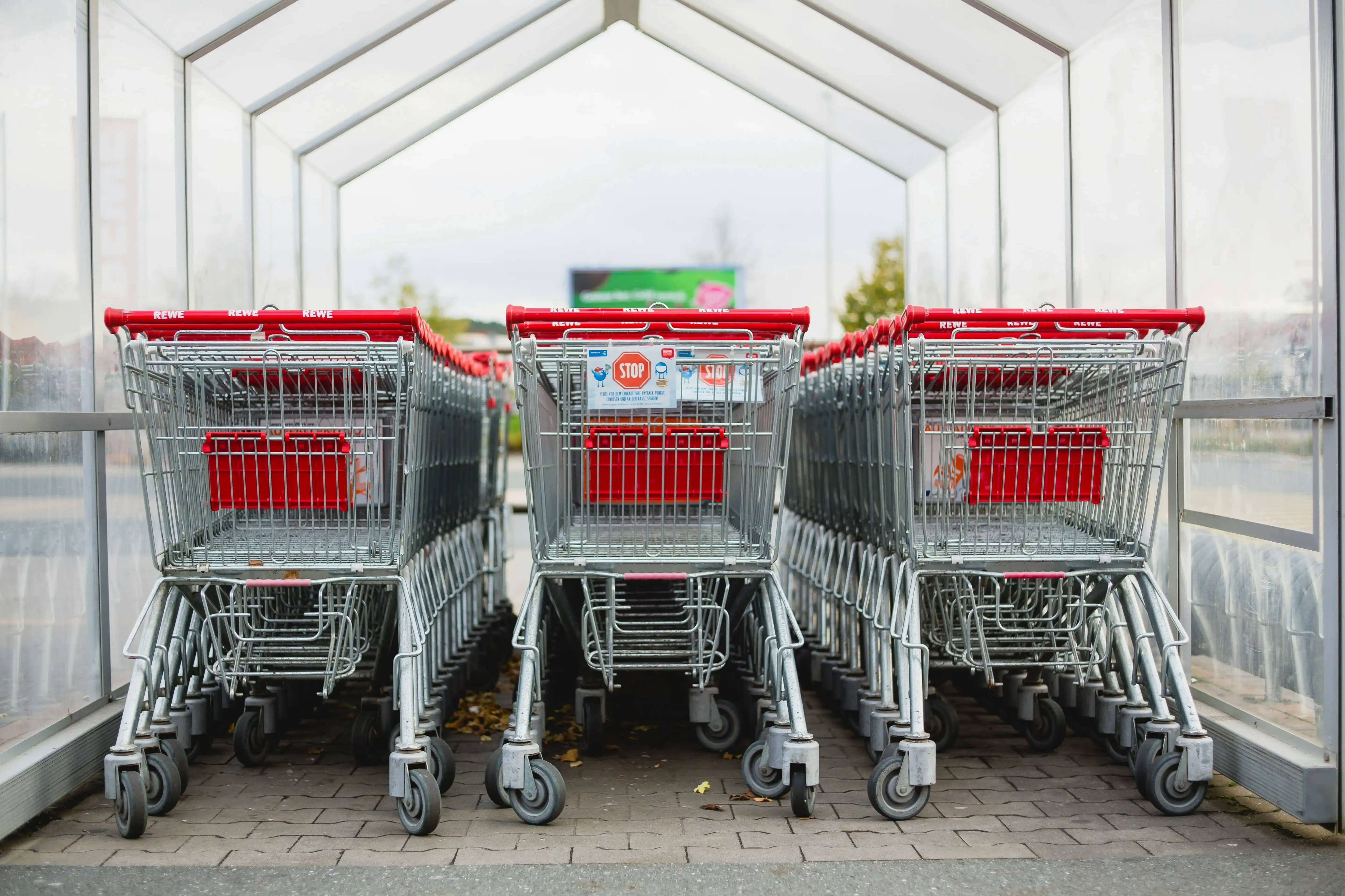 Retail and e-Commerce industry which we can handle by hoffstee